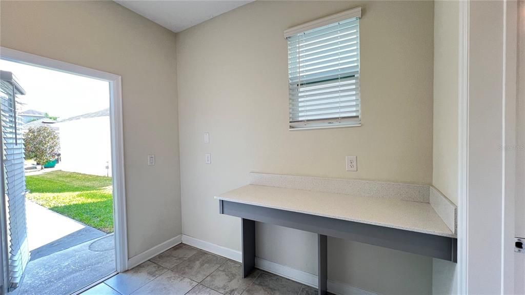 For Sale: $515,000 (4 beds, 3 baths, 2042 Square Feet)