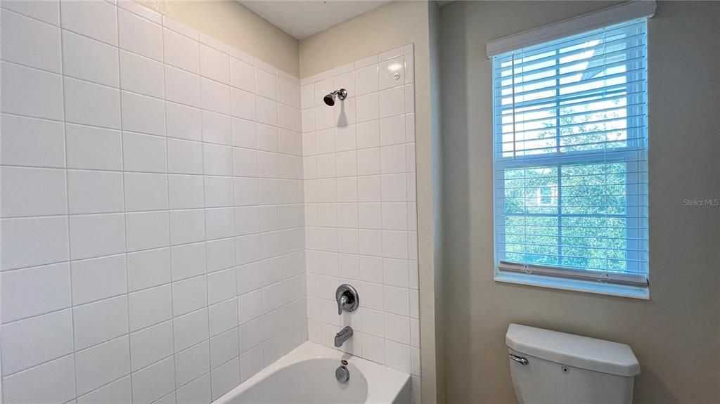 For Sale: $515,000 (4 beds, 3 baths, 2042 Square Feet)