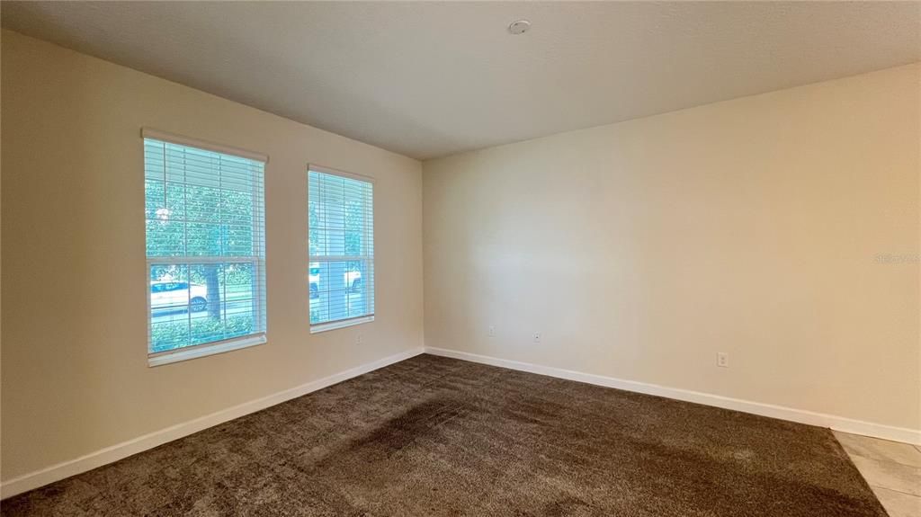 For Sale: $515,000 (4 beds, 3 baths, 2042 Square Feet)