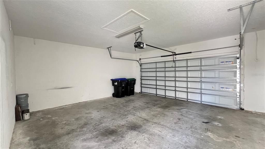 For Sale: $515,000 (4 beds, 3 baths, 2042 Square Feet)