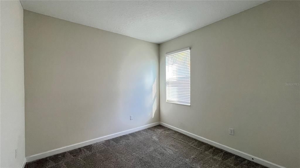 For Sale: $515,000 (4 beds, 3 baths, 2042 Square Feet)