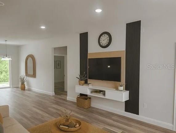 待售: $315,000 (4 贝兹, 3 浴室, 1865 平方英尺)