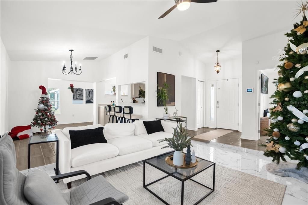 待售: $265,000 (3 贝兹, 2 浴室, 1488 平方英尺)