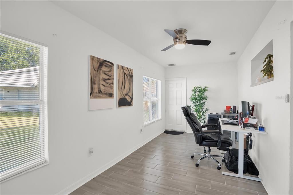 待售: $265,000 (3 贝兹, 2 浴室, 1488 平方英尺)