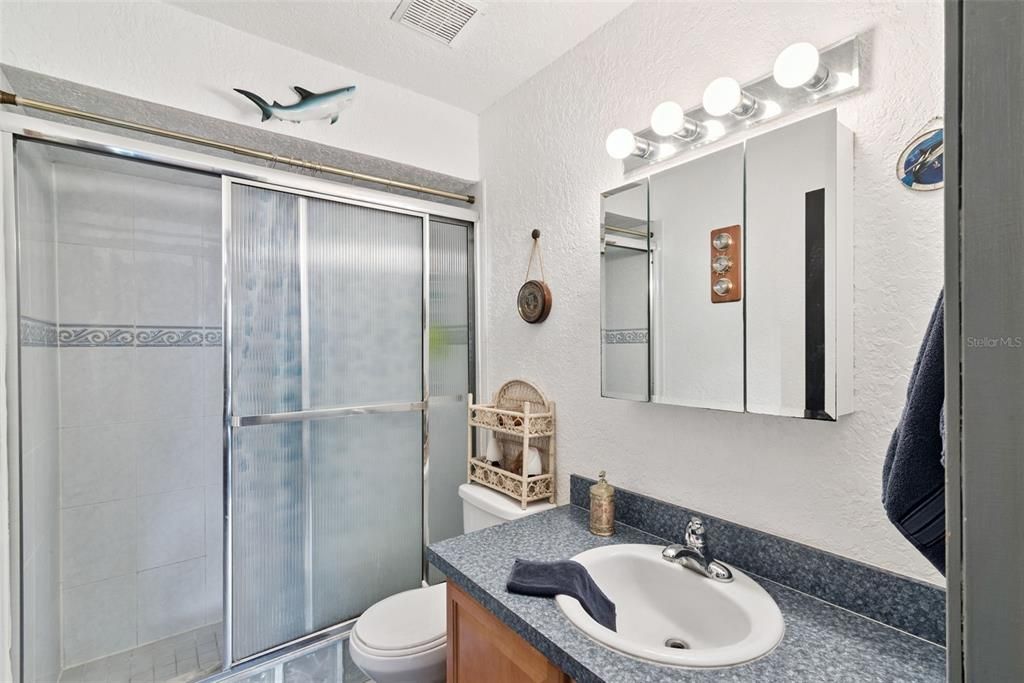 For Sale: $310,000 (3 beds, 2 baths, 1954 Square Feet)