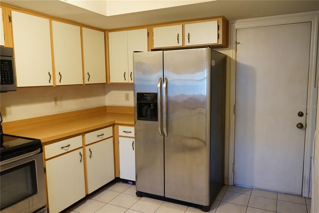 For Sale: $170,000 (2 beds, 2 baths, 1227 Square Feet)