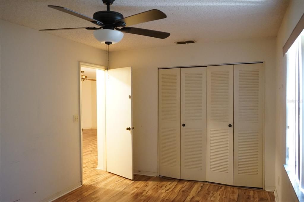 For Sale: $170,000 (2 beds, 2 baths, 1227 Square Feet)