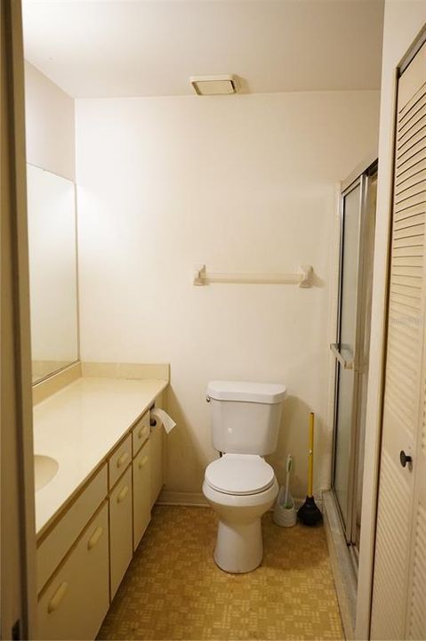 For Sale: $170,000 (2 beds, 2 baths, 1227 Square Feet)