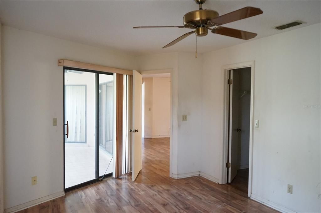 For Sale: $170,000 (2 beds, 2 baths, 1227 Square Feet)