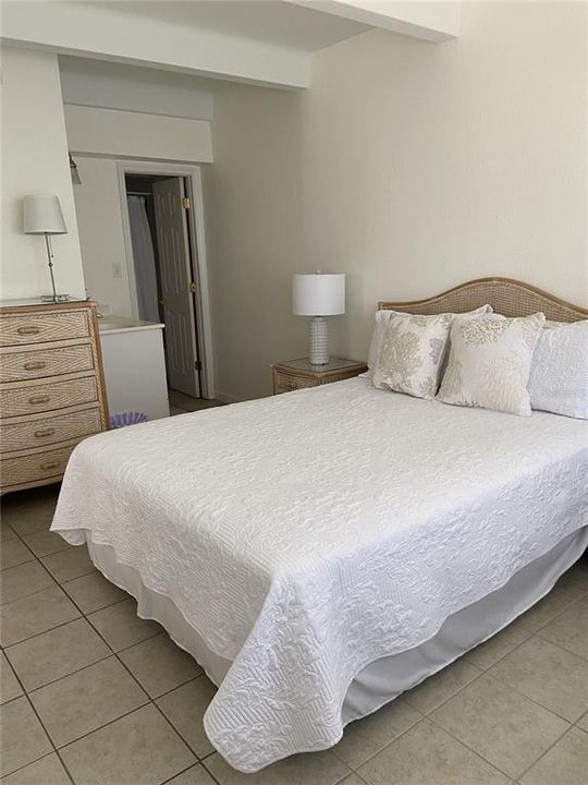 En Renta: $2,995 (2 camas, 2 baños, 889 Pies cuadrados)