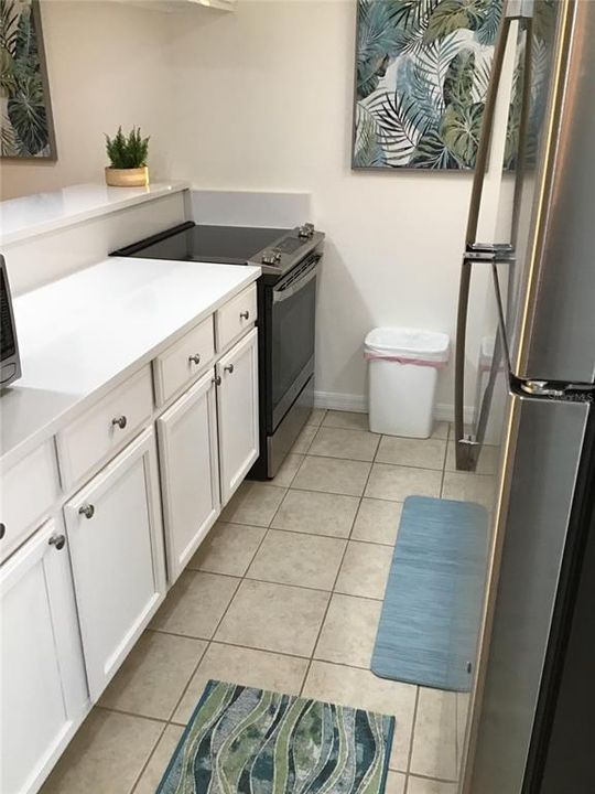 En Renta: $2,995 (2 camas, 2 baños, 889 Pies cuadrados)