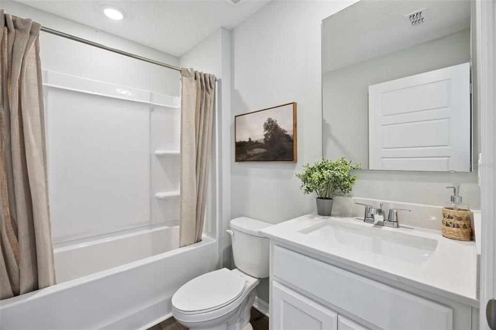 For Sale: $318,990 (3 beds, 2 baths, 1904 Square Feet)