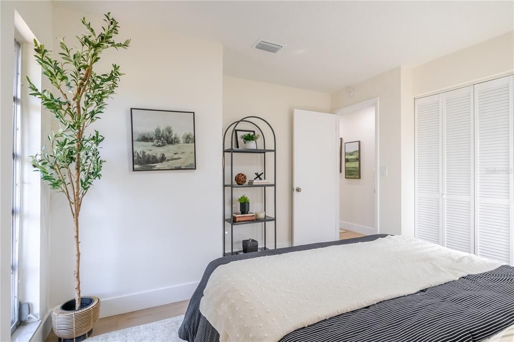 En Venta: $469,900 (3 camas, 2 baños, 1206 Pies cuadrados)