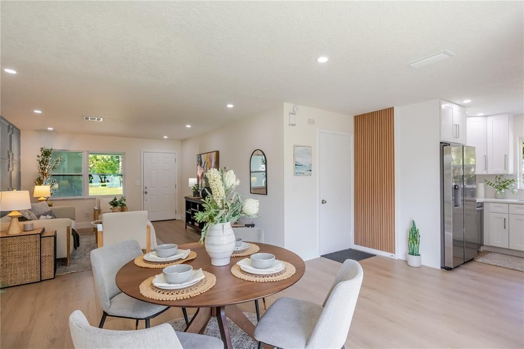 En Venta: $469,900 (3 camas, 2 baños, 1206 Pies cuadrados)