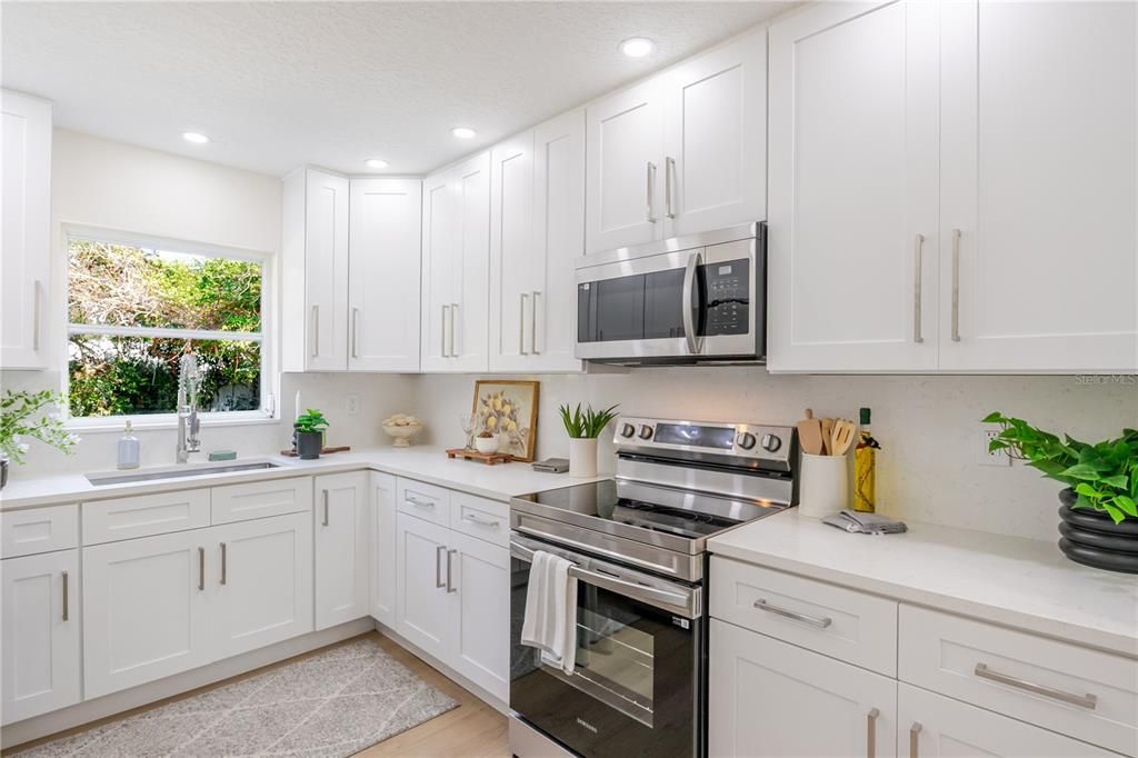 En Venta: $469,900 (3 camas, 2 baños, 1206 Pies cuadrados)