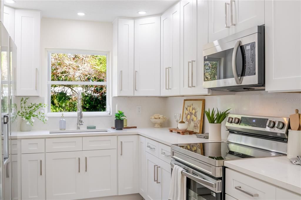 En Venta: $469,900 (3 camas, 2 baños, 1206 Pies cuadrados)