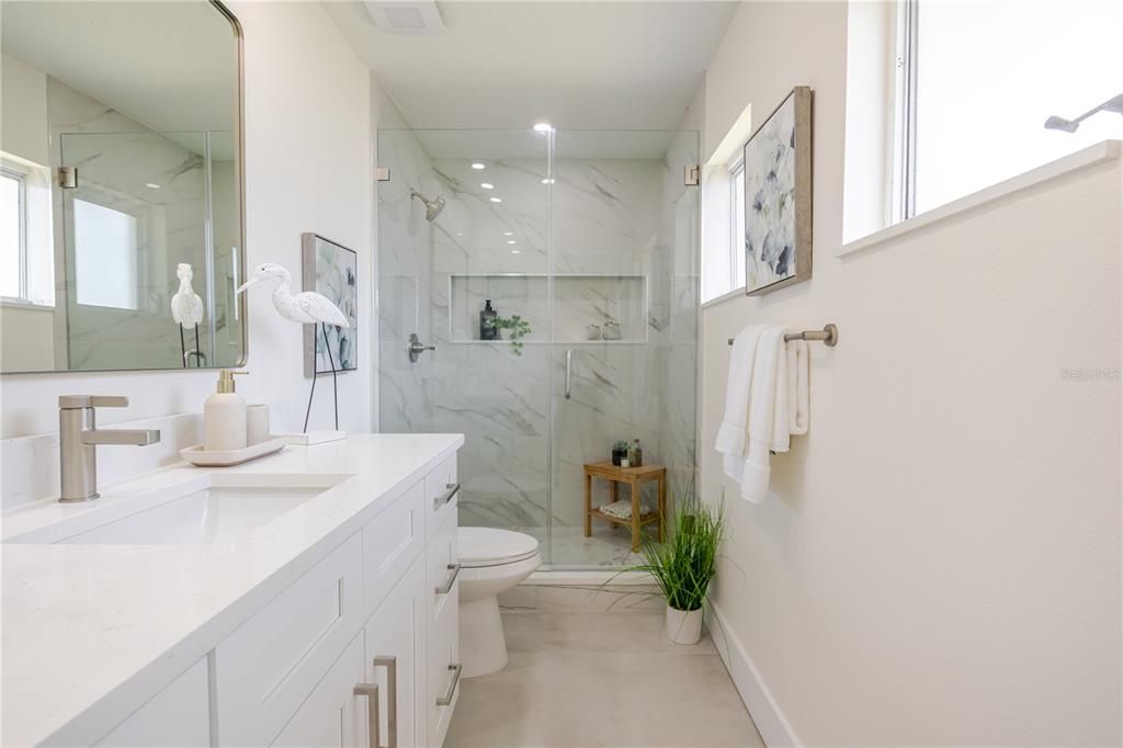 En Venta: $469,900 (3 camas, 2 baños, 1206 Pies cuadrados)