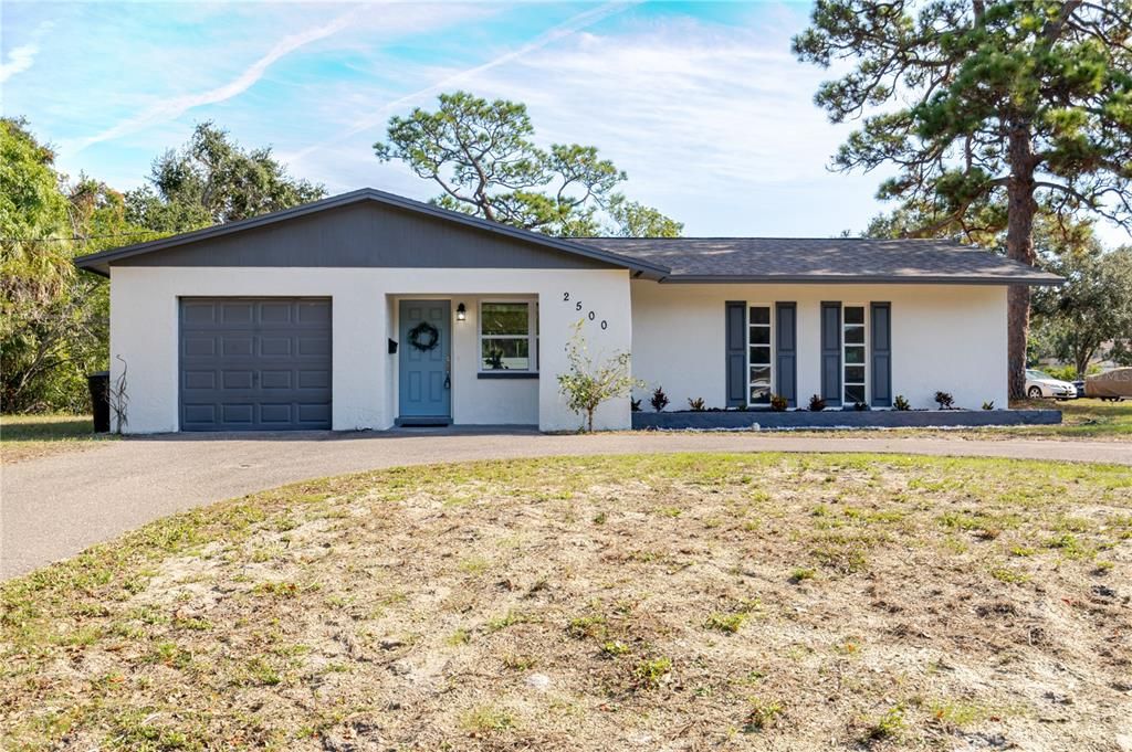 En Venta: $469,900 (3 camas, 2 baños, 1206 Pies cuadrados)