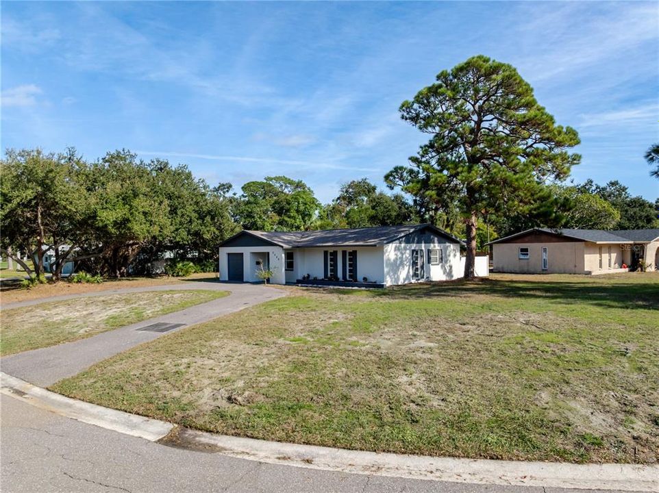 En Venta: $469,900 (3 camas, 2 baños, 1206 Pies cuadrados)