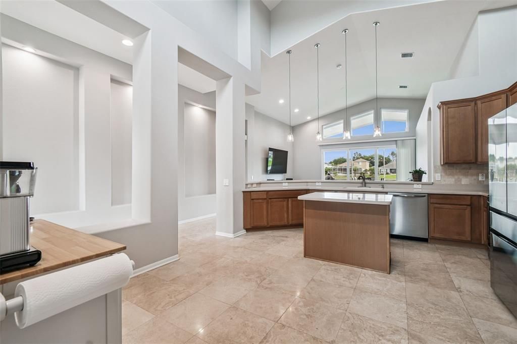 En Renta: $3,300 (4 camas, 3 baños, 2626 Pies cuadrados)