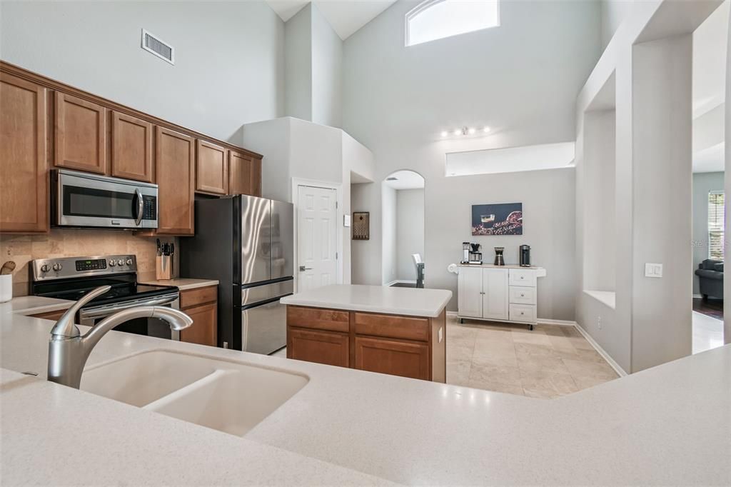 En Renta: $3,300 (4 camas, 3 baños, 2626 Pies cuadrados)