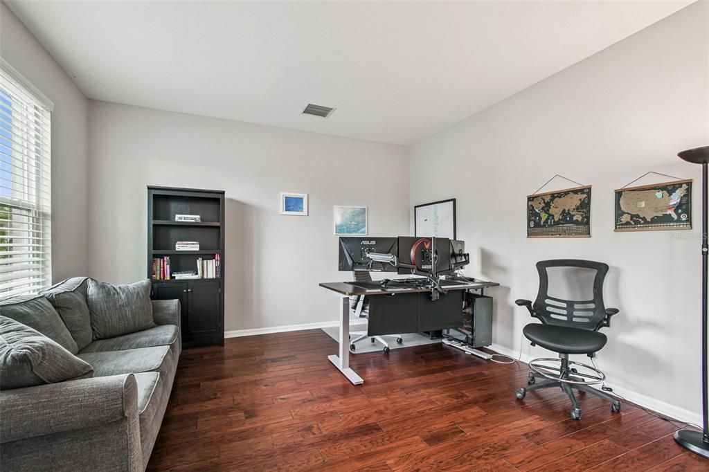 En Renta: $3,300 (4 camas, 3 baños, 2626 Pies cuadrados)