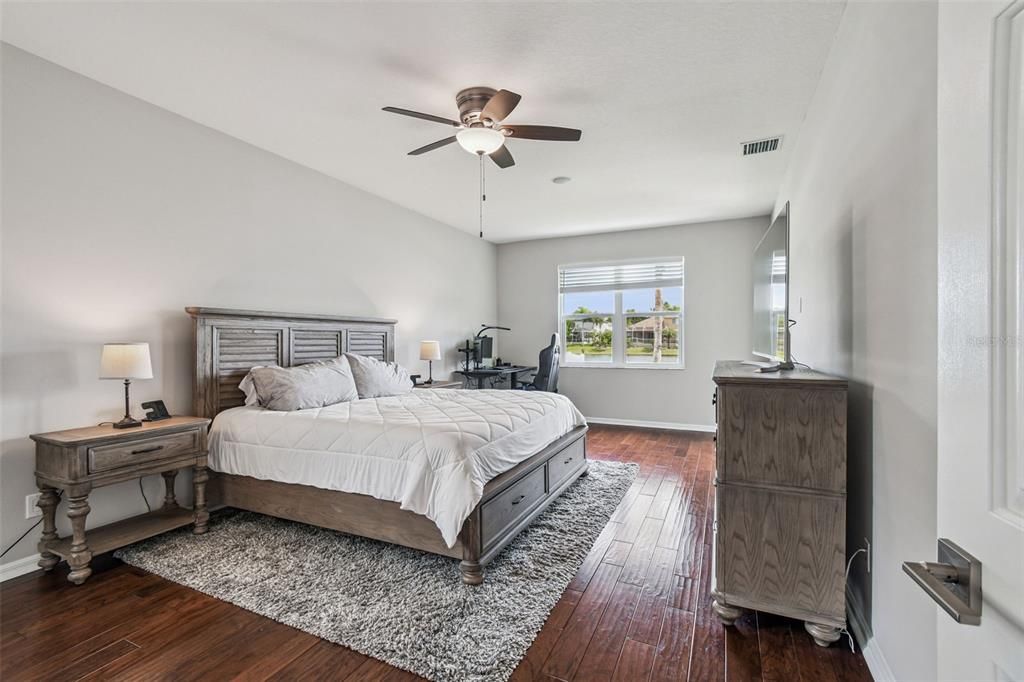 En Renta: $3,300 (4 camas, 3 baños, 2626 Pies cuadrados)