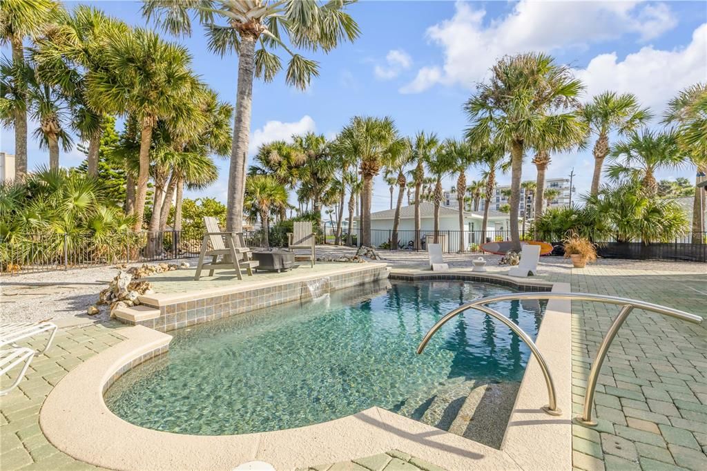 For Sale: $849,000 (2 beds, 2 baths, 1205 Square Feet)