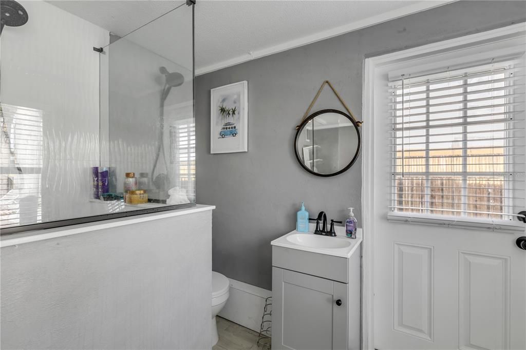 For Sale: $849,000 (2 beds, 2 baths, 1205 Square Feet)