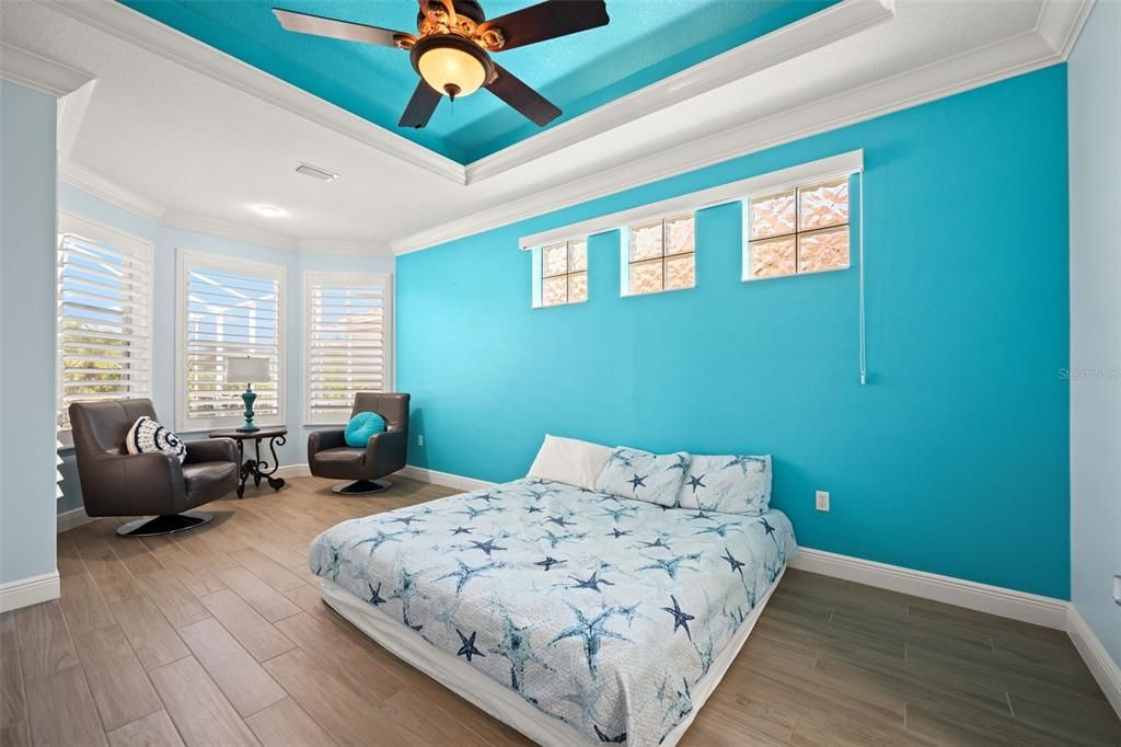 На продажу: $599,900 (4 спален, 3 ванн, 2351 Квадратных фут)