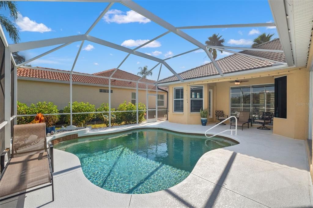 На продажу: $599,900 (4 спален, 3 ванн, 2351 Квадратных фут)