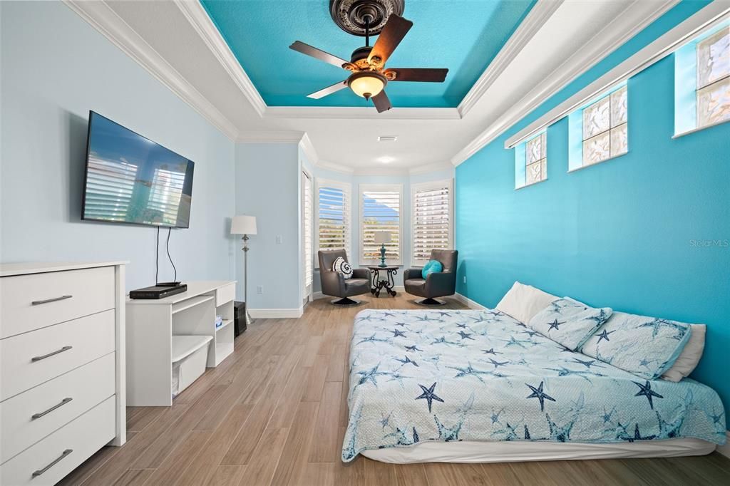 На продажу: $599,900 (4 спален, 3 ванн, 2351 Квадратных фут)