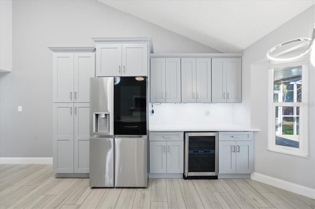 待售: $599,000 (4 贝兹, 2 浴室, 2193 平方英尺)