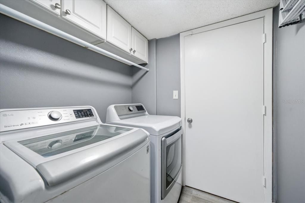 待售: $599,000 (4 贝兹, 2 浴室, 2193 平方英尺)