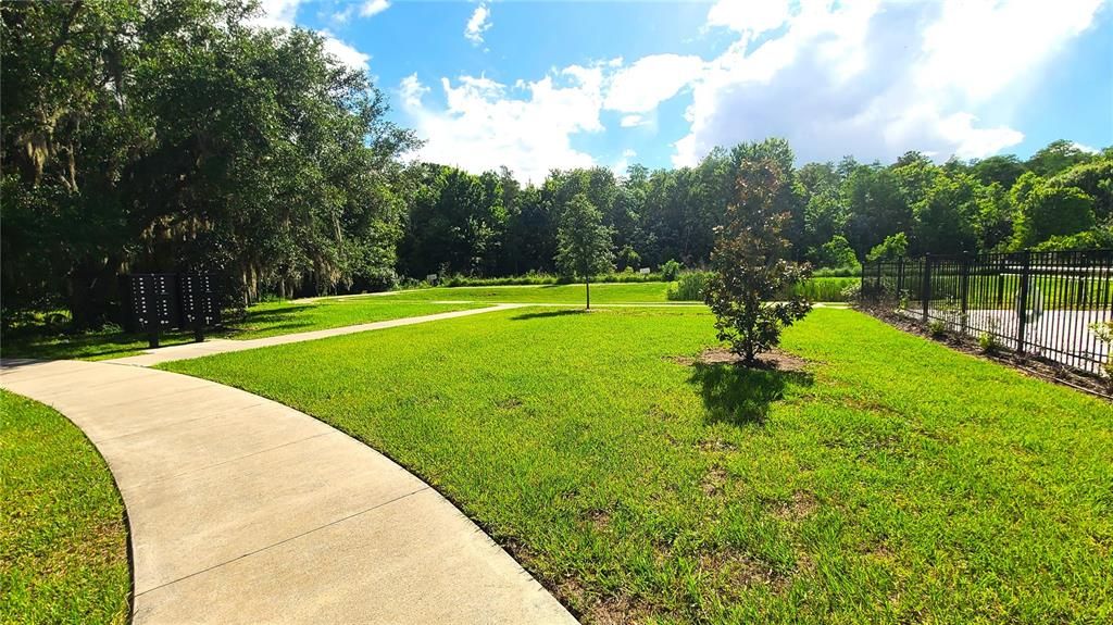 出租: $2,350 (4 贝兹, 2 浴室, 1734 平方英尺)