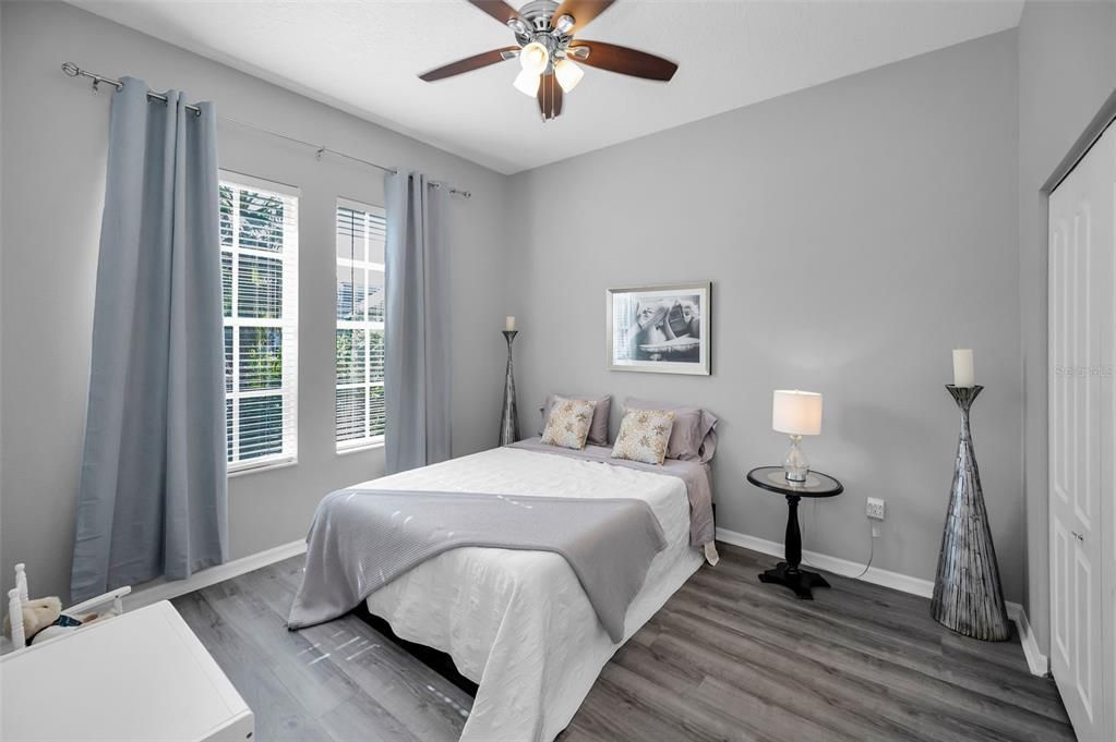 待售: $625,000 (4 贝兹, 3 浴室, 2462 平方英尺)