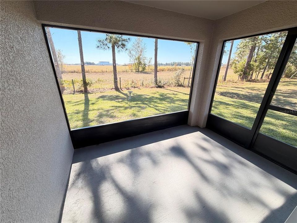 待售: $330,000 (4 贝兹, 2 浴室, 1827 平方英尺)