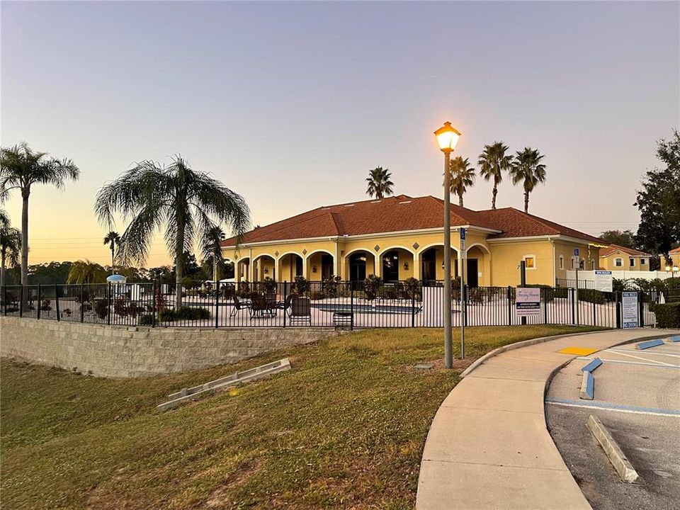 出租: $1,500 (2 贝兹, 2 浴室, 1050 平方英尺)