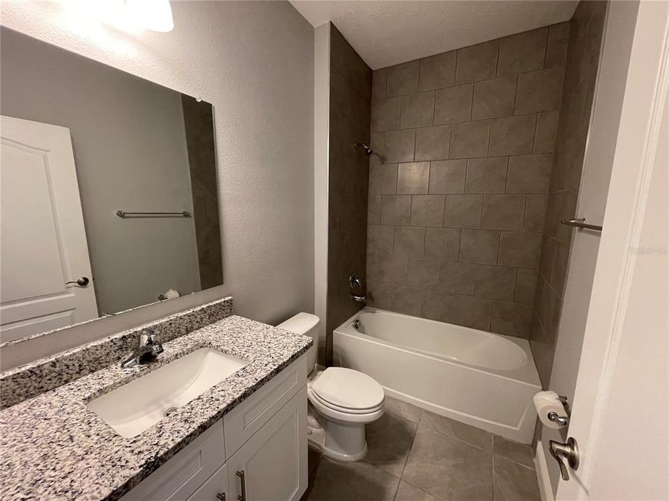 出租: $1,500 (2 贝兹, 2 浴室, 1050 平方英尺)