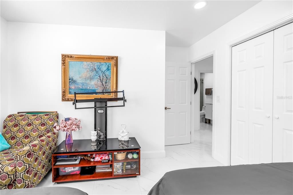 En Venta: $556,000 (4 camas, 3 baños, 1747 Pies cuadrados)