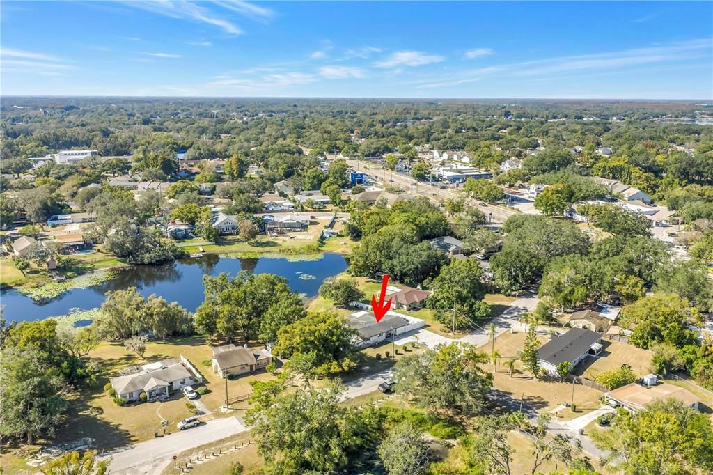 En Venta: $556,000 (4 camas, 3 baños, 1747 Pies cuadrados)