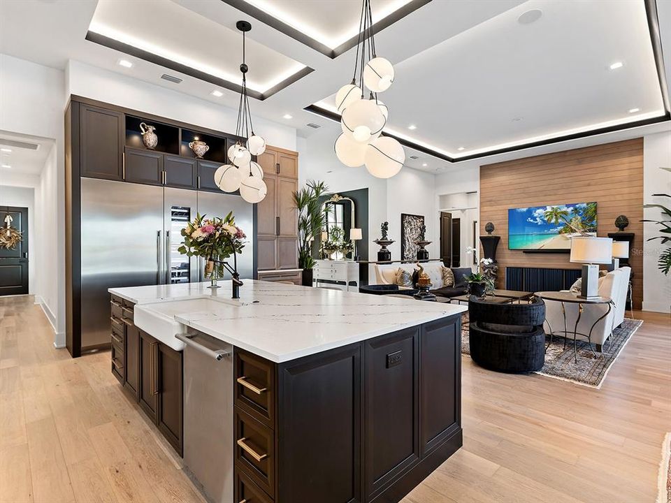 На продажу: $3,495,000 (3 спален, 3 ванн, 3541 Квадратных фут)