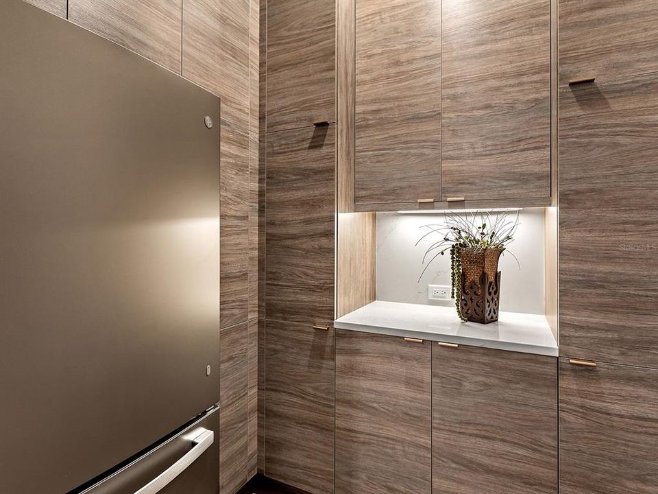 На продажу: $3,495,000 (3 спален, 3 ванн, 3541 Квадратных фут)