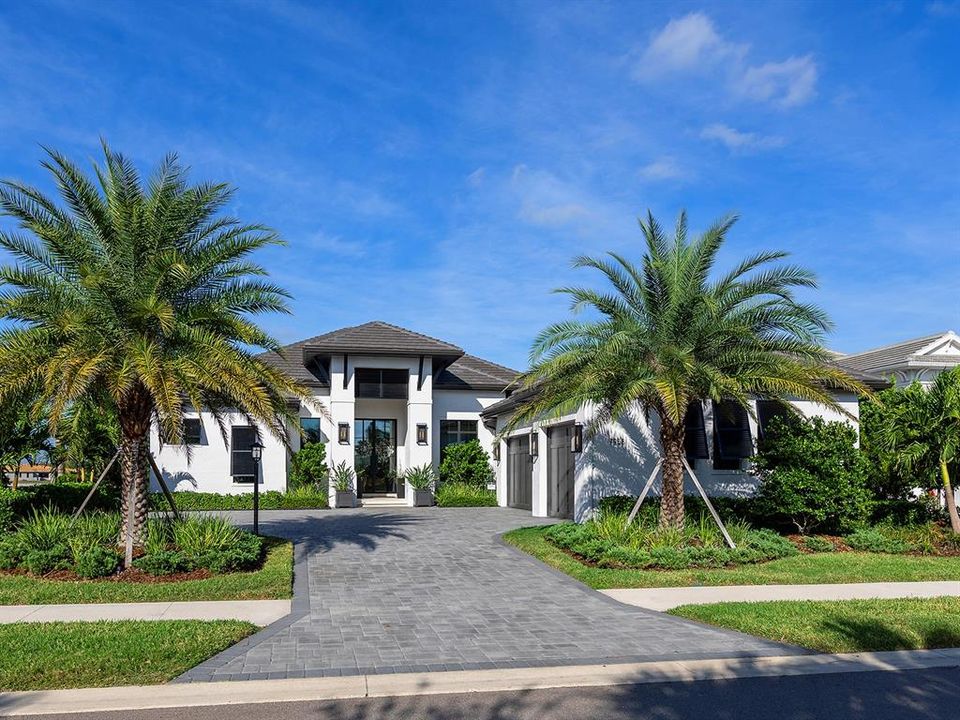 На продажу: $3,495,000 (3 спален, 3 ванн, 3541 Квадратных фут)