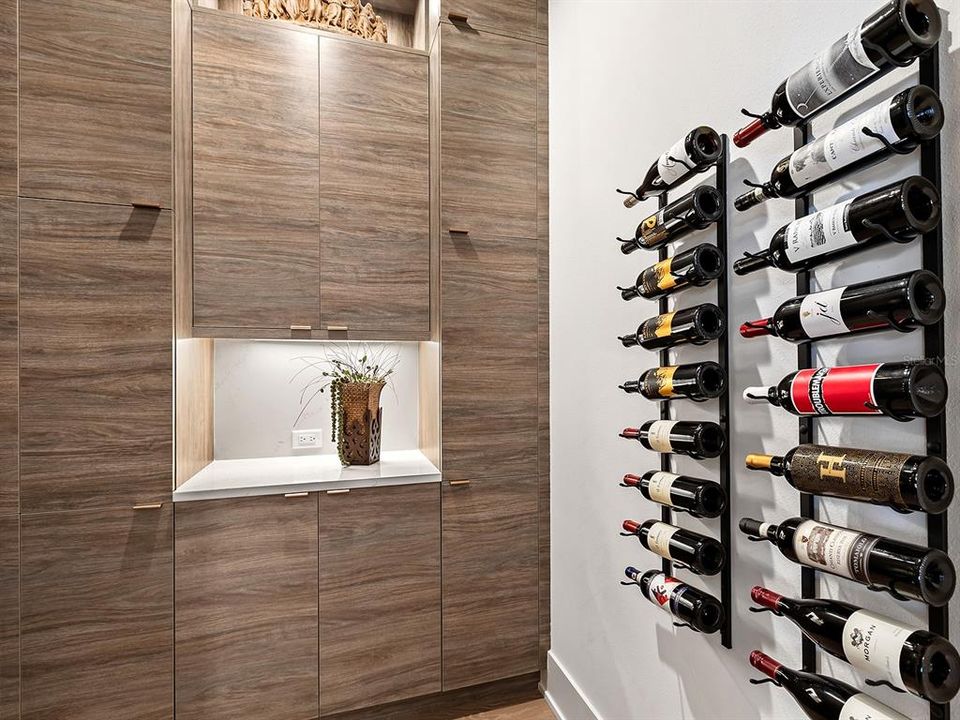 На продажу: $3,495,000 (3 спален, 3 ванн, 3541 Квадратных фут)