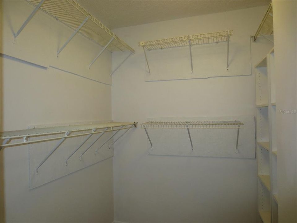 出租: $2,700 (2 贝兹, 2 浴室, 1259 平方英尺)