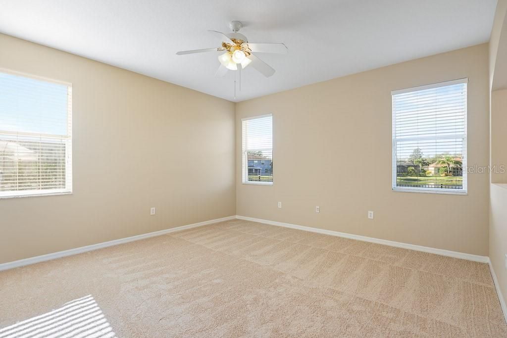 出租: $3,050 (4 贝兹, 3 浴室, 2665 平方英尺)