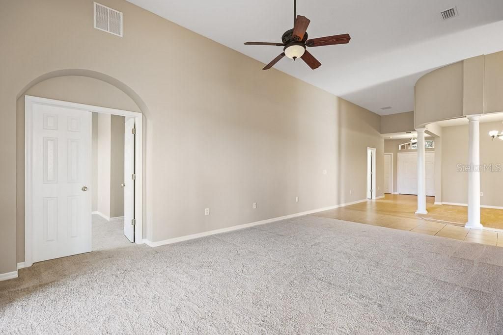 出租: $3,050 (4 贝兹, 3 浴室, 2665 平方英尺)