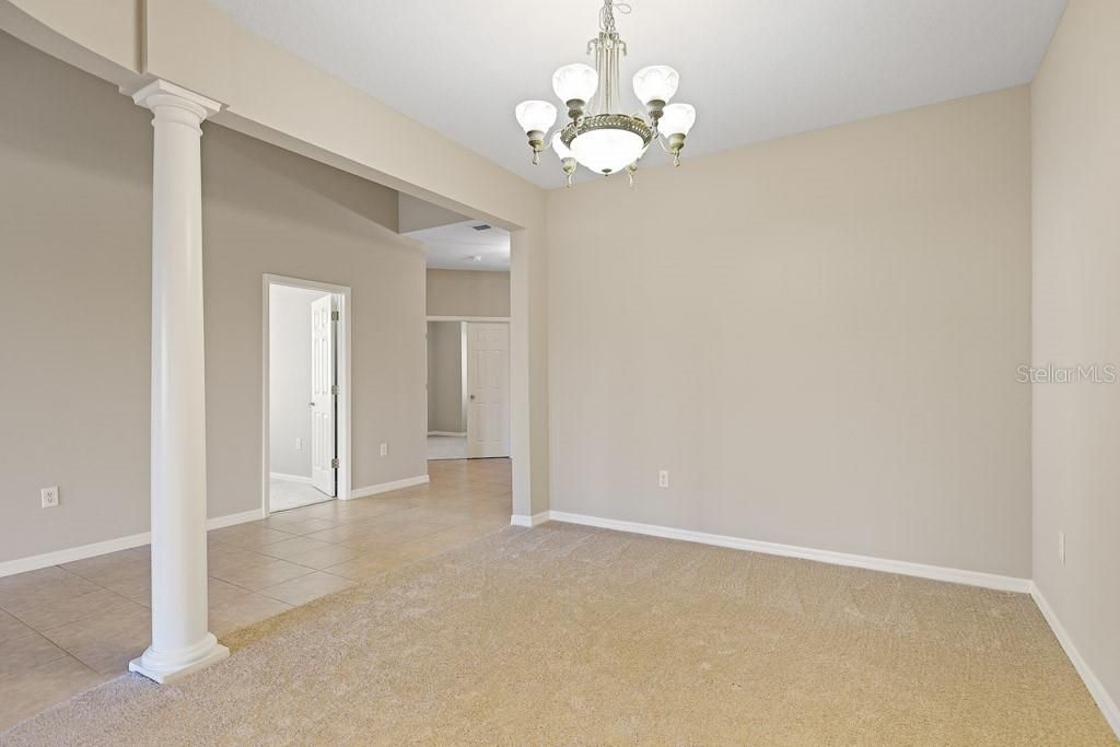 出租: $3,050 (4 贝兹, 3 浴室, 2665 平方英尺)