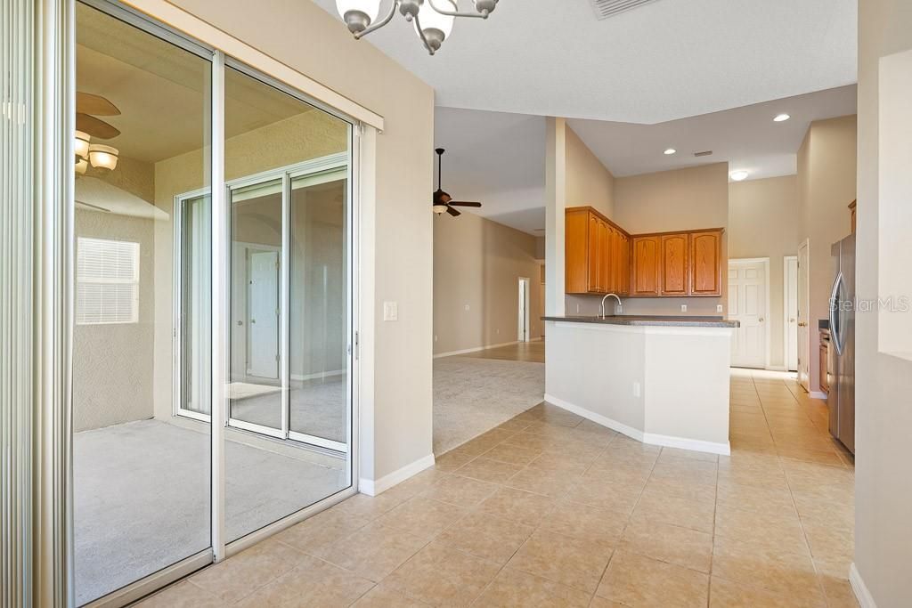 出租: $3,050 (4 贝兹, 3 浴室, 2665 平方英尺)